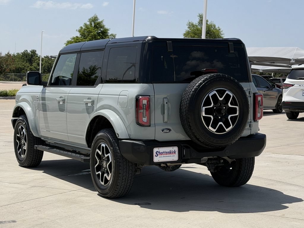 Used 2024 Ford Bronco Outer Banks AWD/4WD image 4