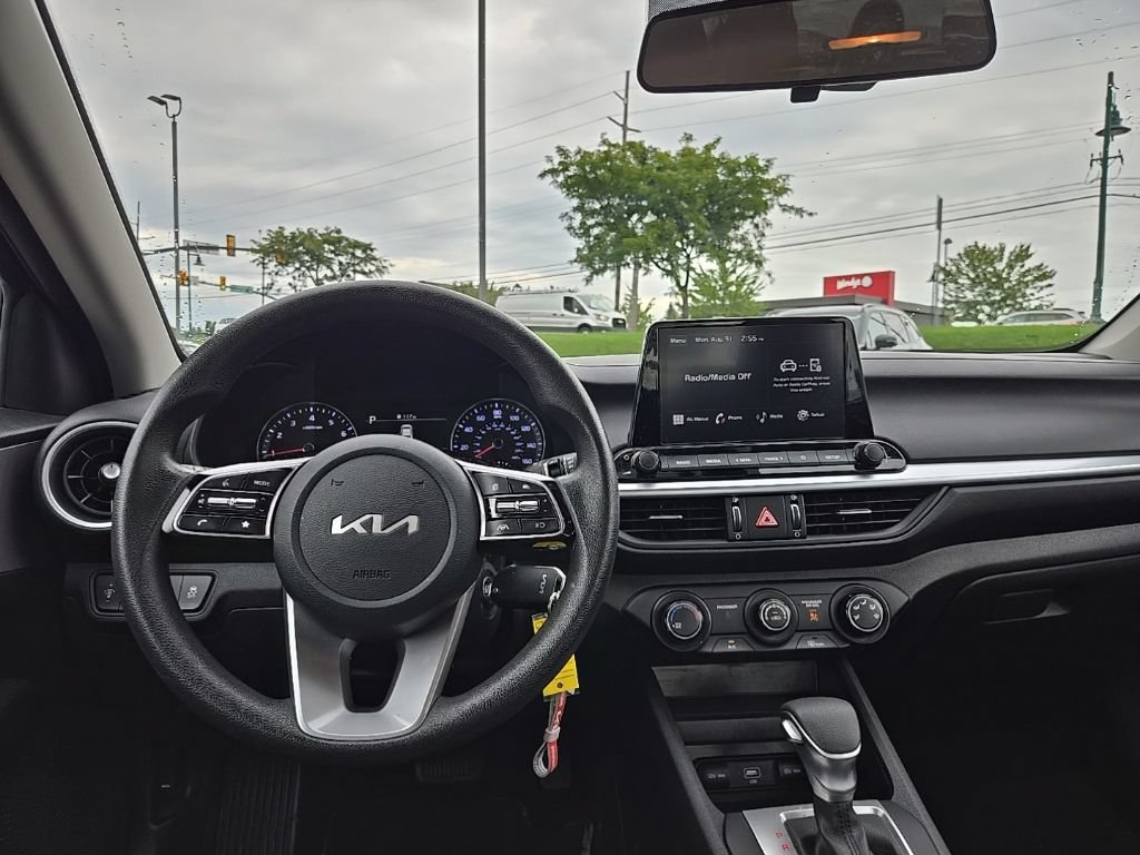 Certified 2023 Kia Forte LXS FWD image 33