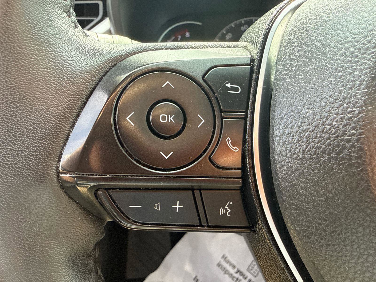 Used 2022 Toyota RAV4 Limited w/ Limited Grade Weather Package AWD/4WD image 15