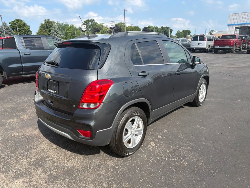 Used 2017 Chevrolet Trax LT FWD image 4