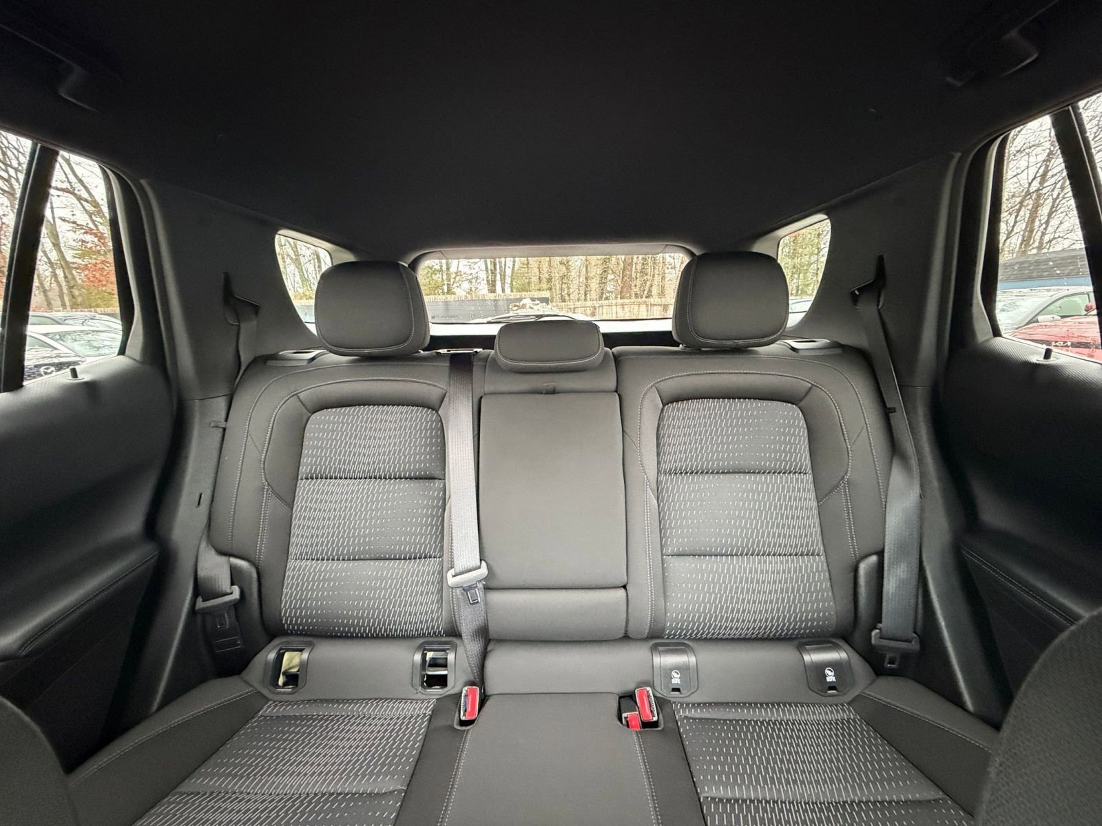 Used 2025 Chevrolet Equinox LT FWD image 38