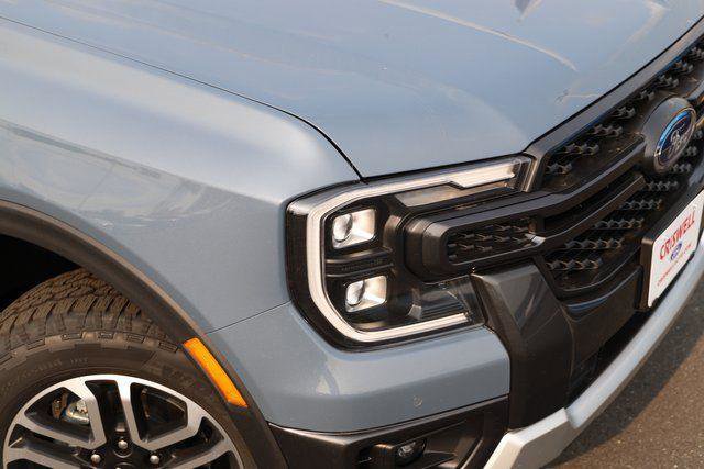 New 2025 Ford Ranger Lariat w/ Advanced Towing Package AWD/4WD image 2