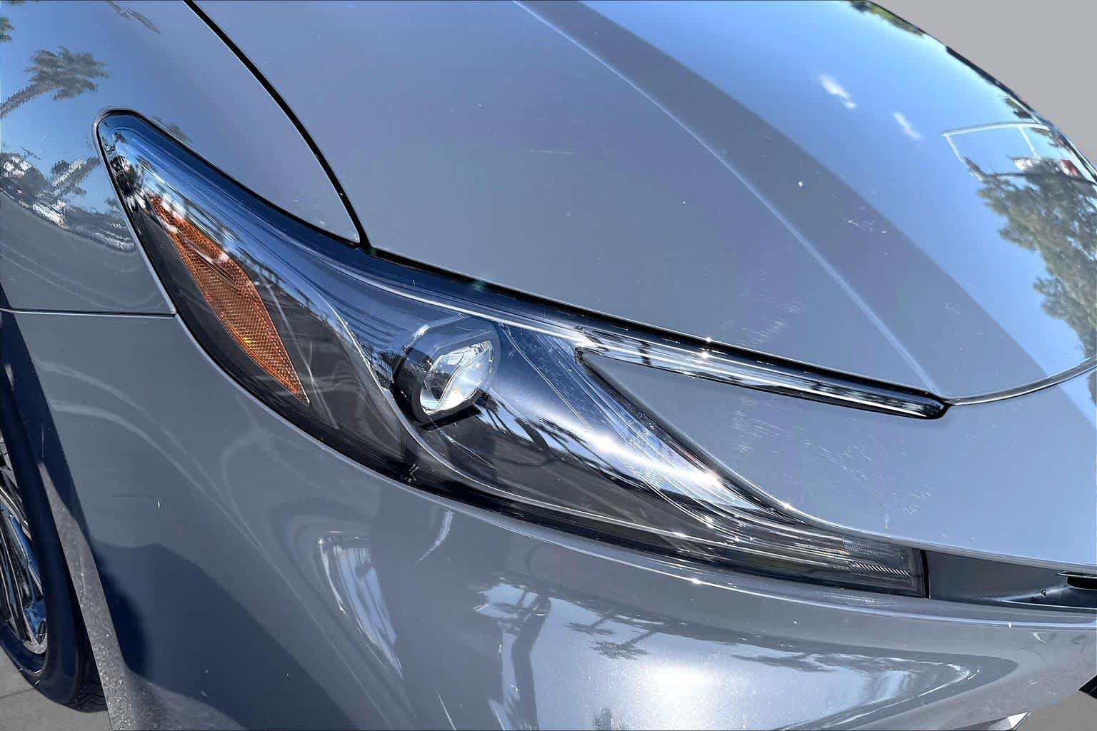 Used 2026 Toyota Camry SE FWD image 27