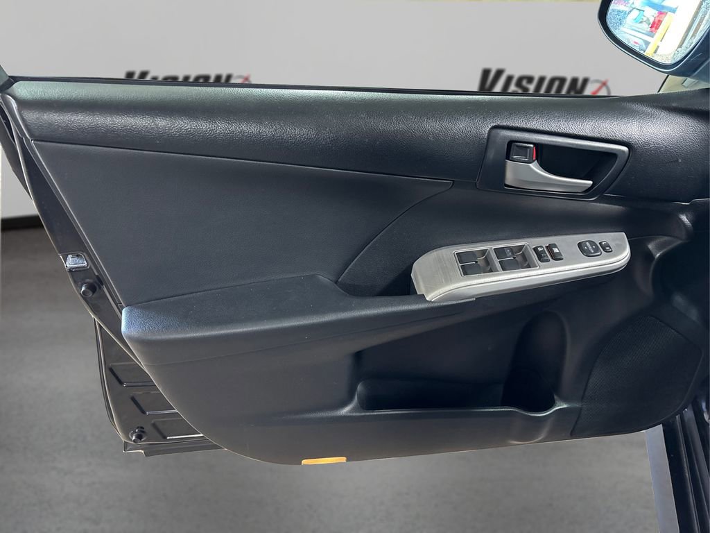 Used 2014 Toyota Camry SE image 20