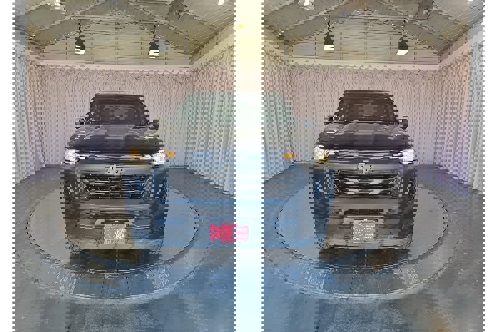 Used 2023 Chevrolet Colorado W/T image 4