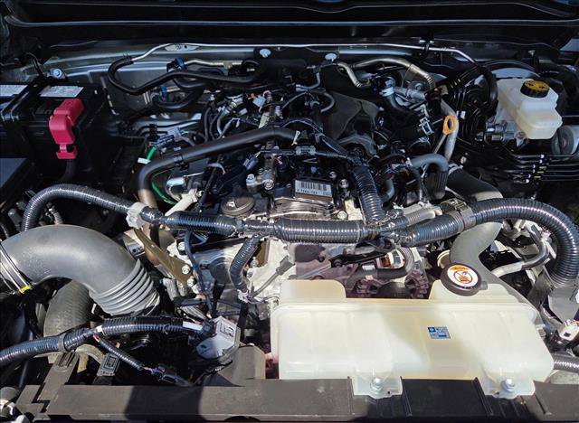 Certified 2025 Toyota Tacoma SR5 AWD/4WD image 21