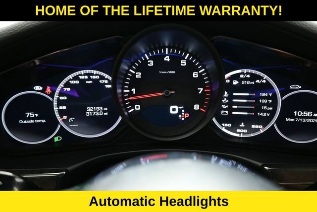Used 2017 Porsche Panamera 4 AWD/4WD image 17