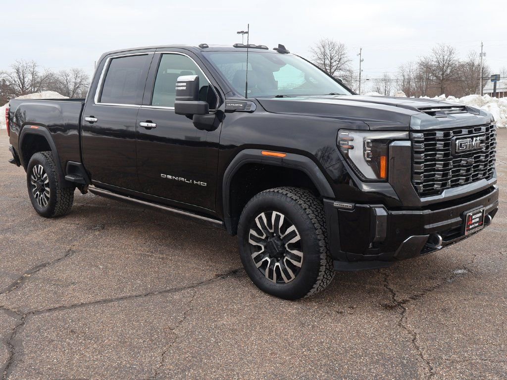 Used 2024 GMC Sierra 2500 Denali Ultimate w/ Max Trailering Package image 2