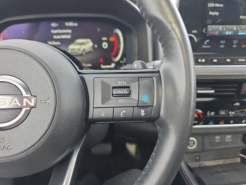 Used 2023 Nissan Rogue Platinum w/ Platinum Premium Package image 31