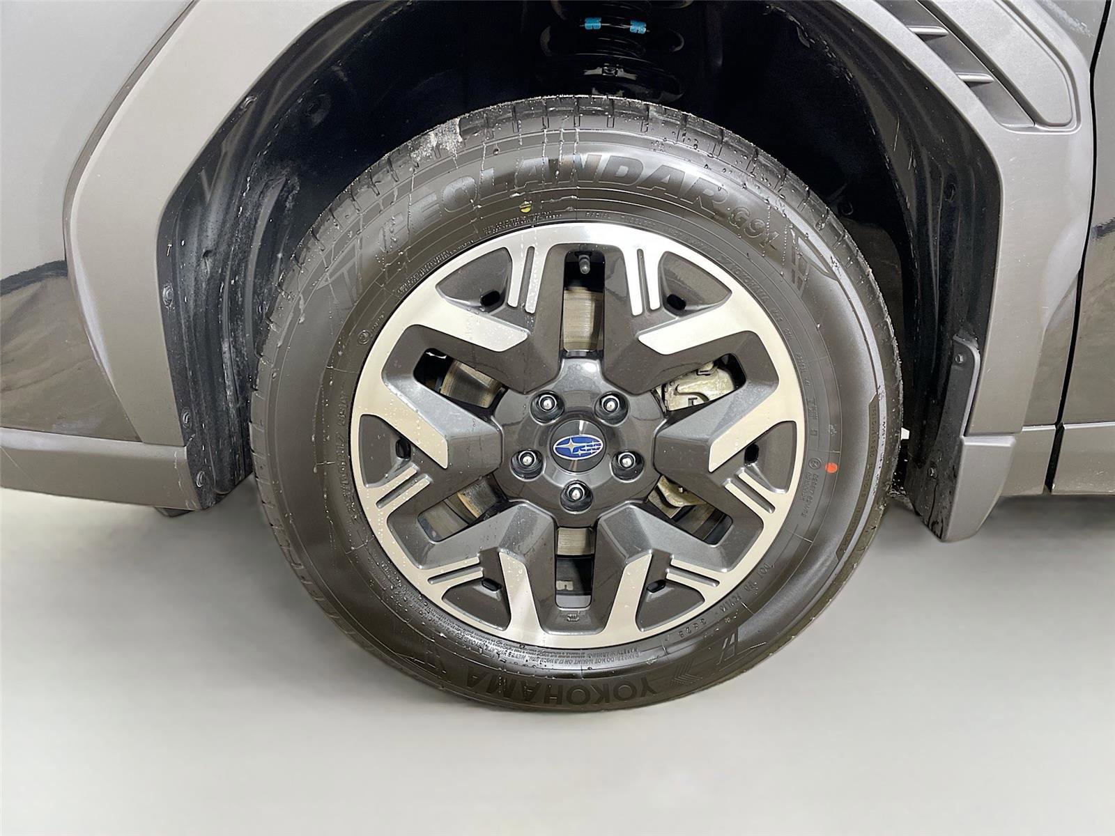 Used 2025 Subaru Forester Premium image 29