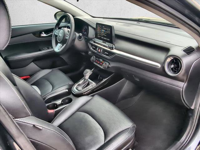 Used 2020 Kia Forte EX image 22