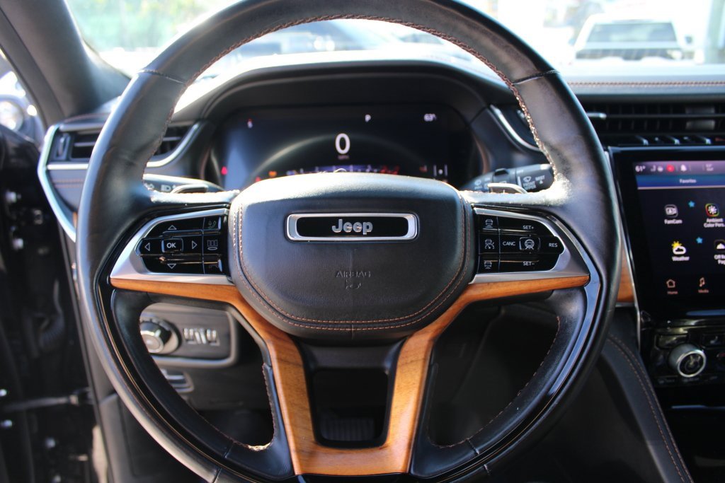 Used 2021 Jeep Grand Cherokee L Summit image 13