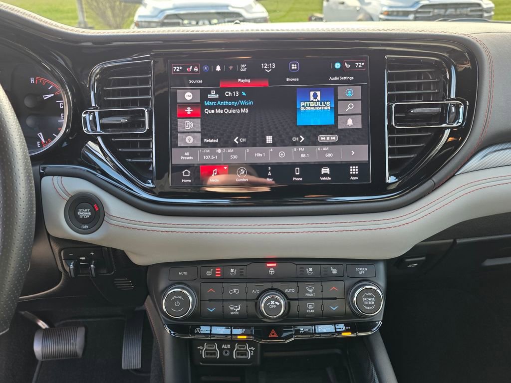 Used 2024 Dodge Durango GT image 18