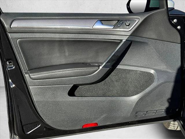 Used 2017 Volkswagen Golf Alltrack SEL image 17