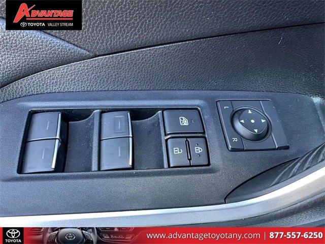 Used 2023 Toyota RAV4 XLE image 19