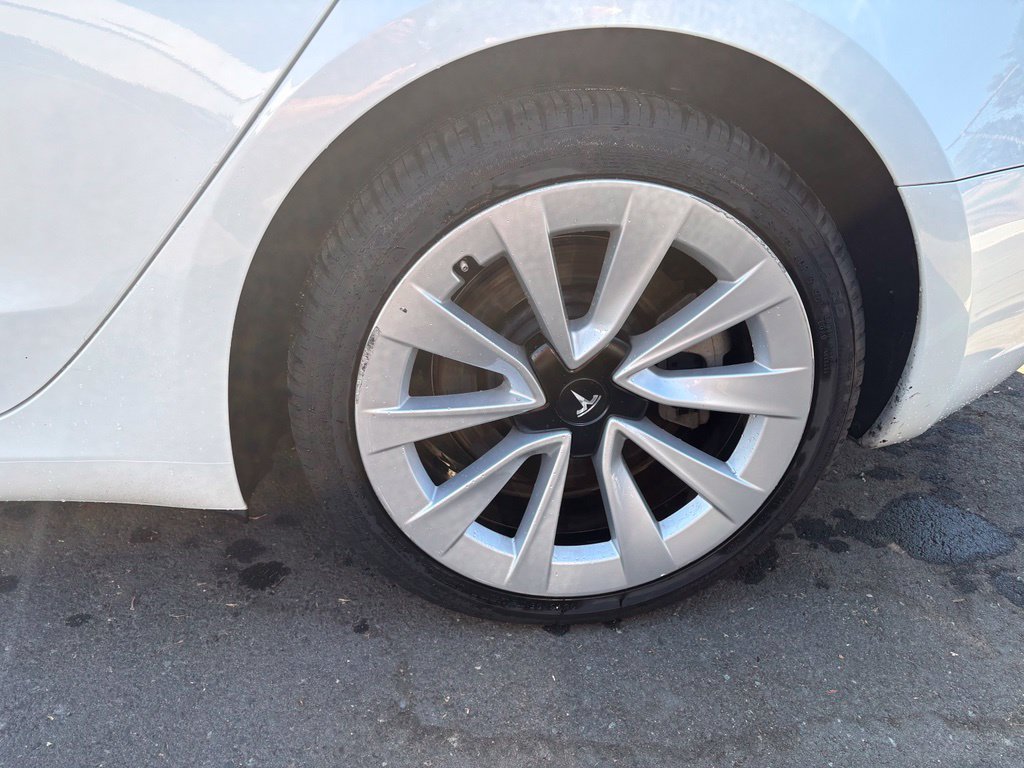 Used 2023 Tesla Model 3 Standard Range RWD image 8