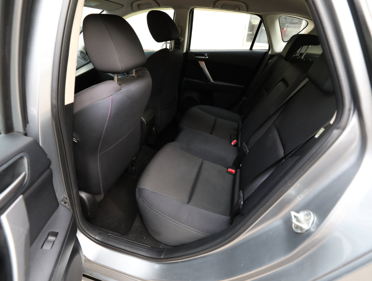 Used 2010 MAZDA MAZDA3 s Sport image 13