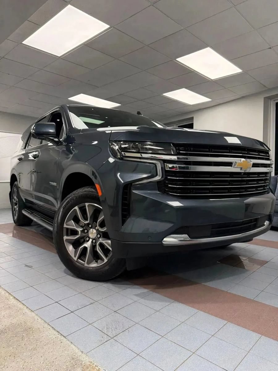 Used 2021 Chevrolet Tahoe LT w/ LT Signature Package AWD/4WD image 2