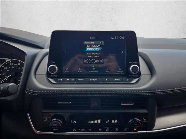Used 2024 Nissan Rogue SV w/ SV Premium Package FWD image 12