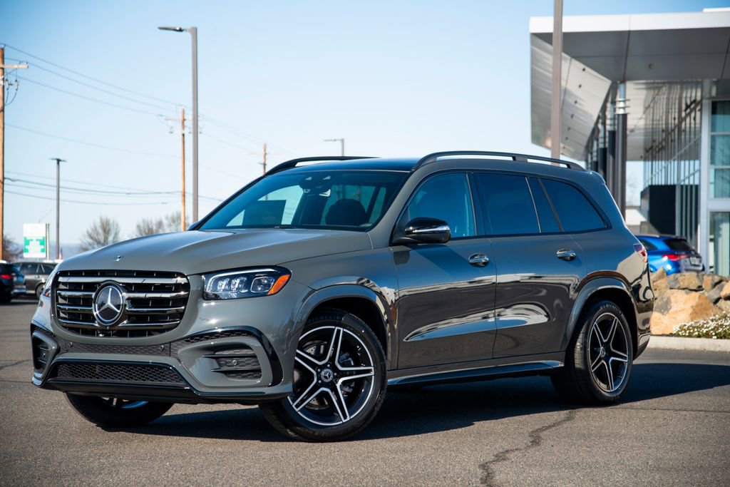 New 2026 Mercedes-Benz GLS 450 4MATIC image 1