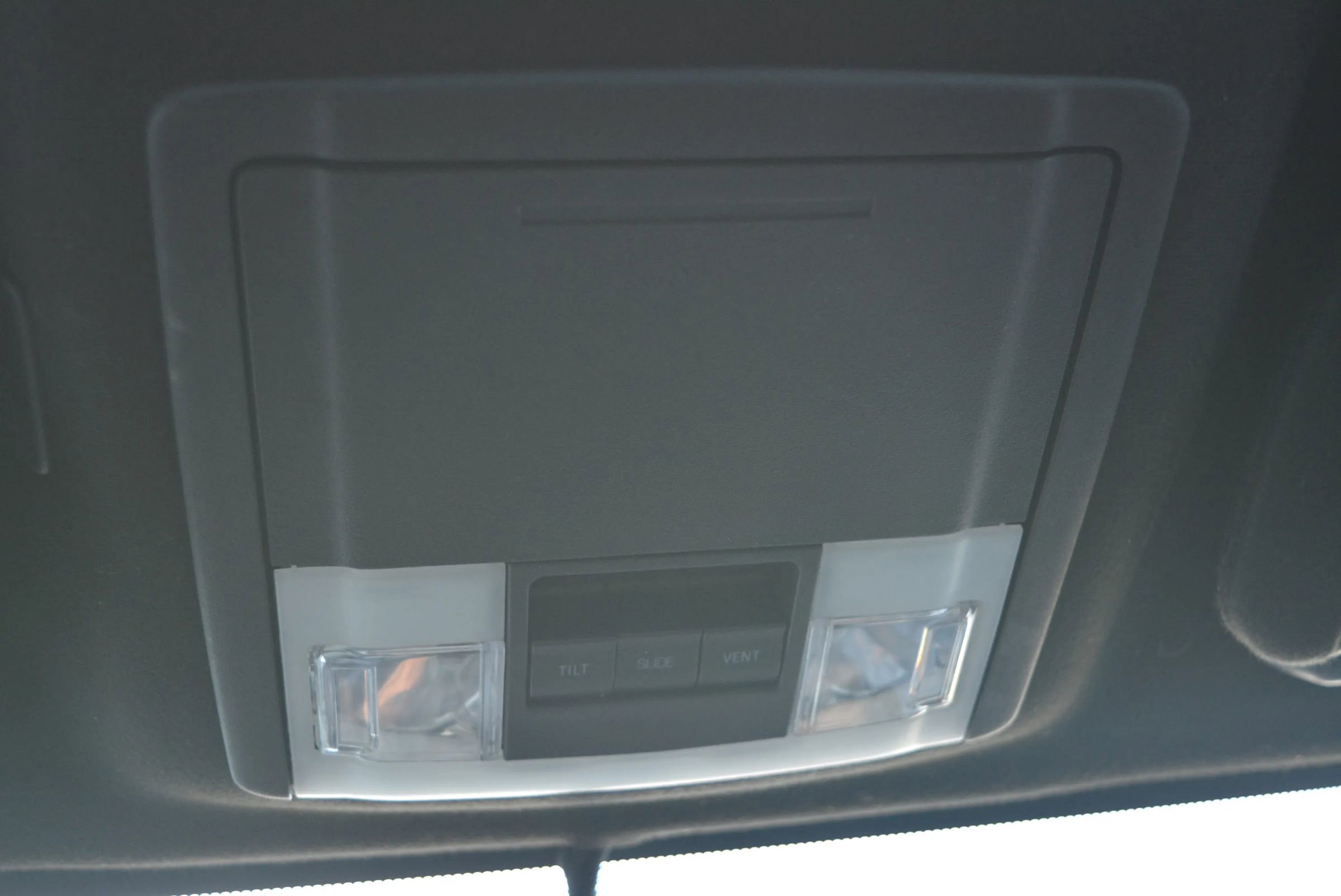 Used 2016 Ford Expedition Limited image 31