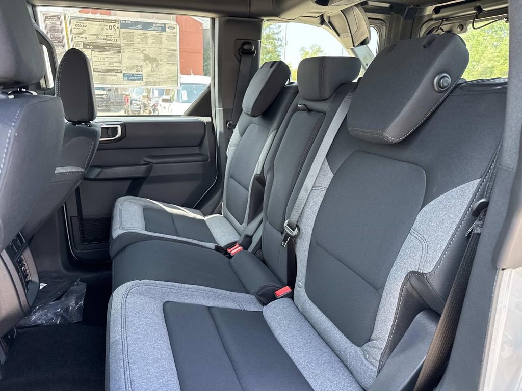 New 2026 Ford Bronco 4-Door AWD/4WD image 6
