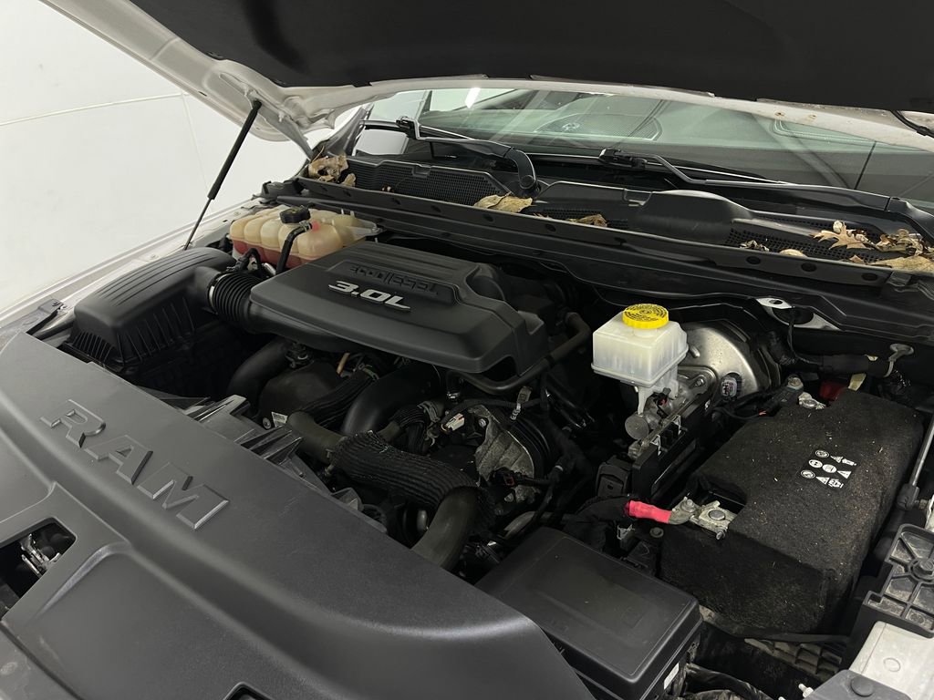 Used 2020 RAM 1500 Laramie image 28