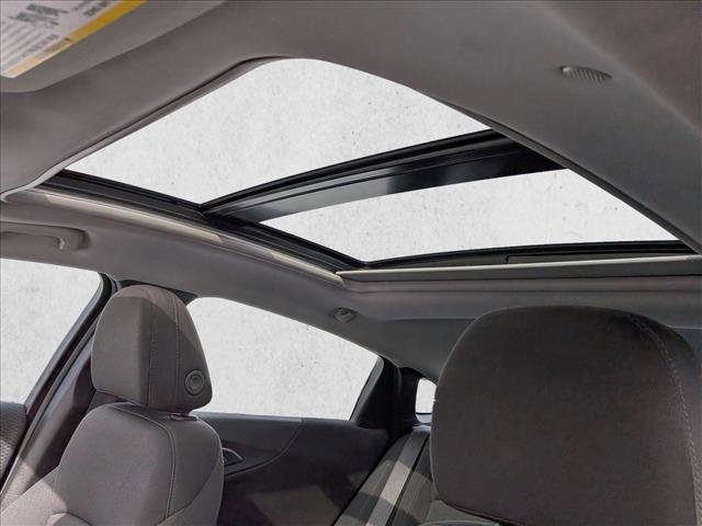 Used 2023 Chevrolet Malibu LT image 17