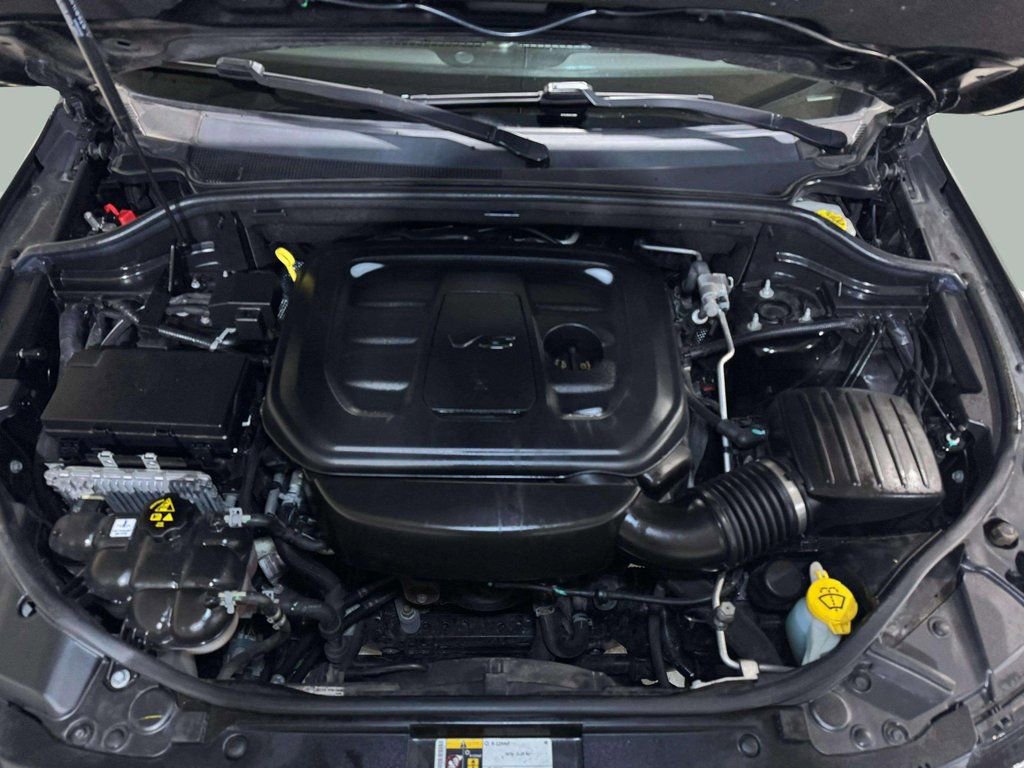 Used 2020 Jeep Grand Cherokee Laredo image 26