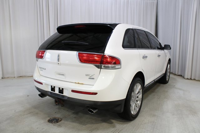 Used 2012 Lincoln MKX AWD image 28