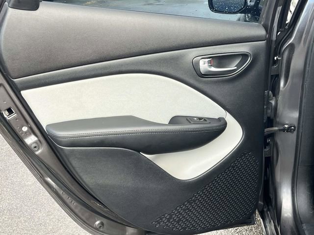 Used 2015 Dodge Dart SXT image 16