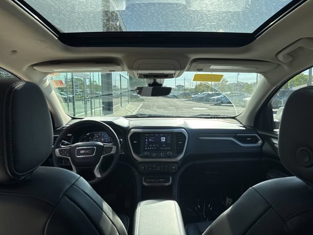 Used 2023 GMC Acadia Denali w/ Denali Technology Package AWD/4WD image 13