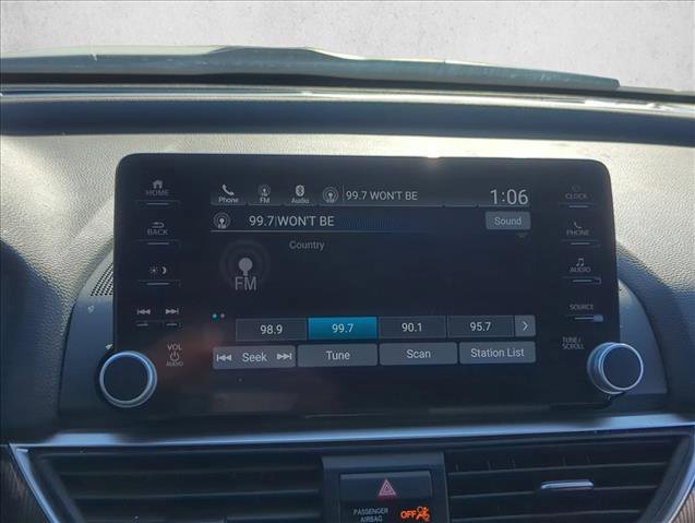 Used 2021 Honda Accord Sport image 9