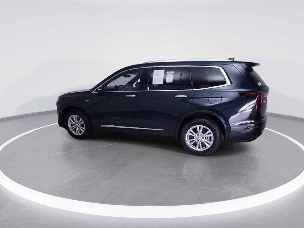 Used 2024 Cadillac XT6 Luxury w/ LPO, Floor Liner Package FWD image 7