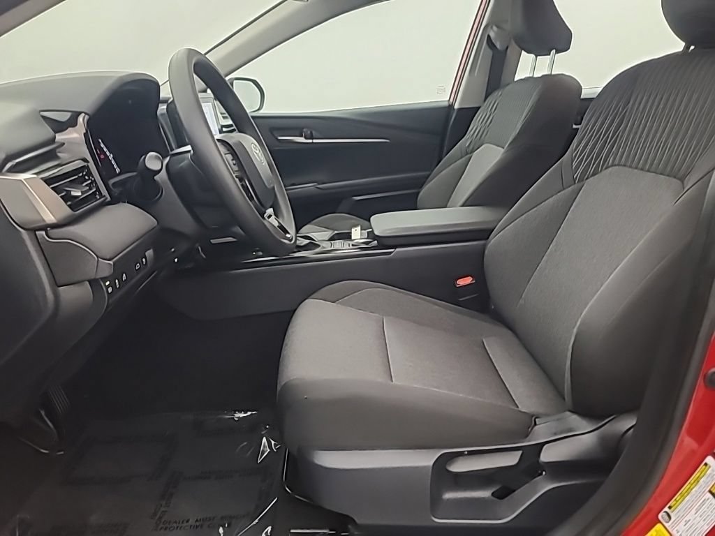 Used 2026 Toyota Camry LE FWD image 25
