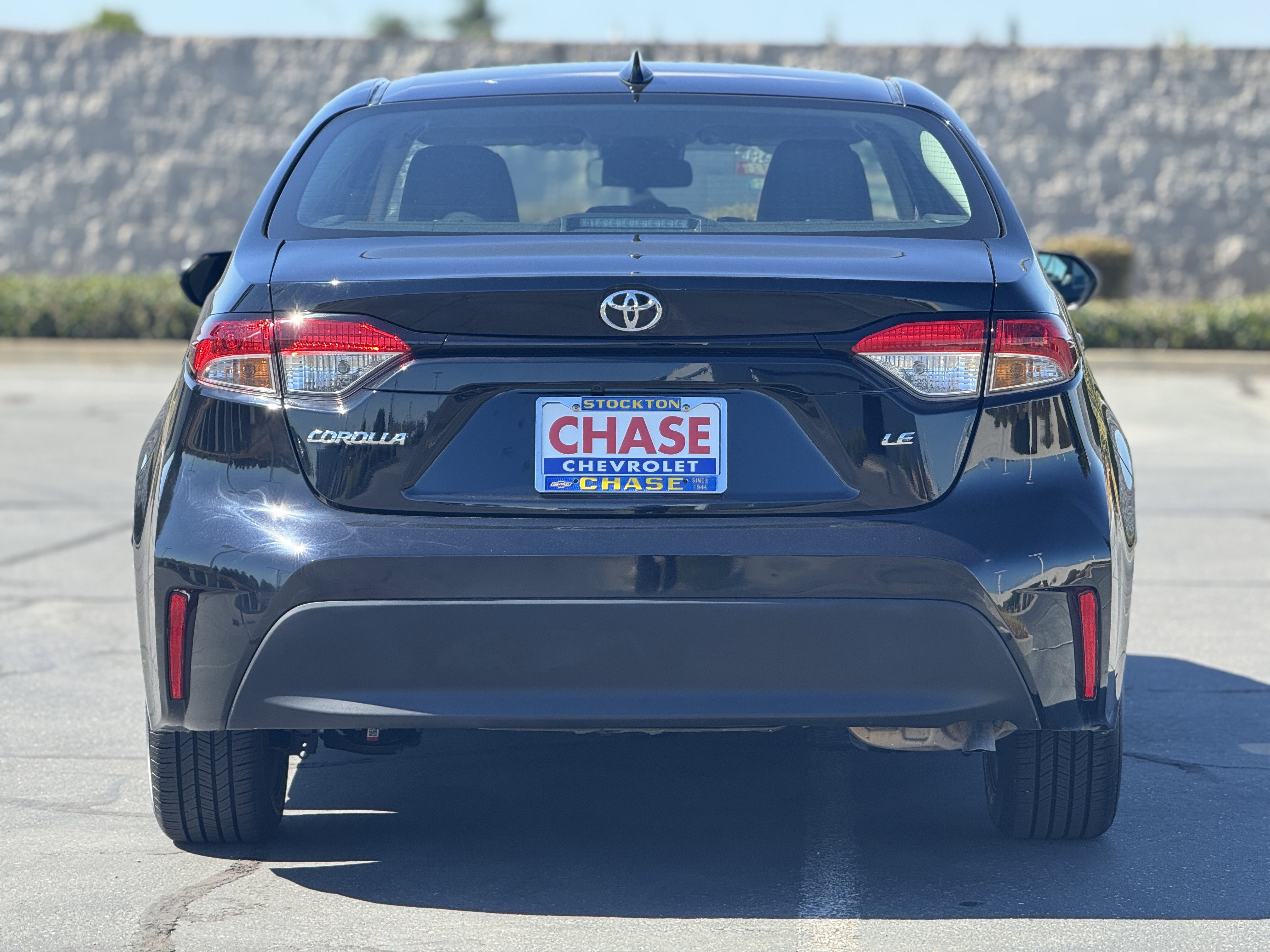 Used 2023 Toyota Corolla LE image 5