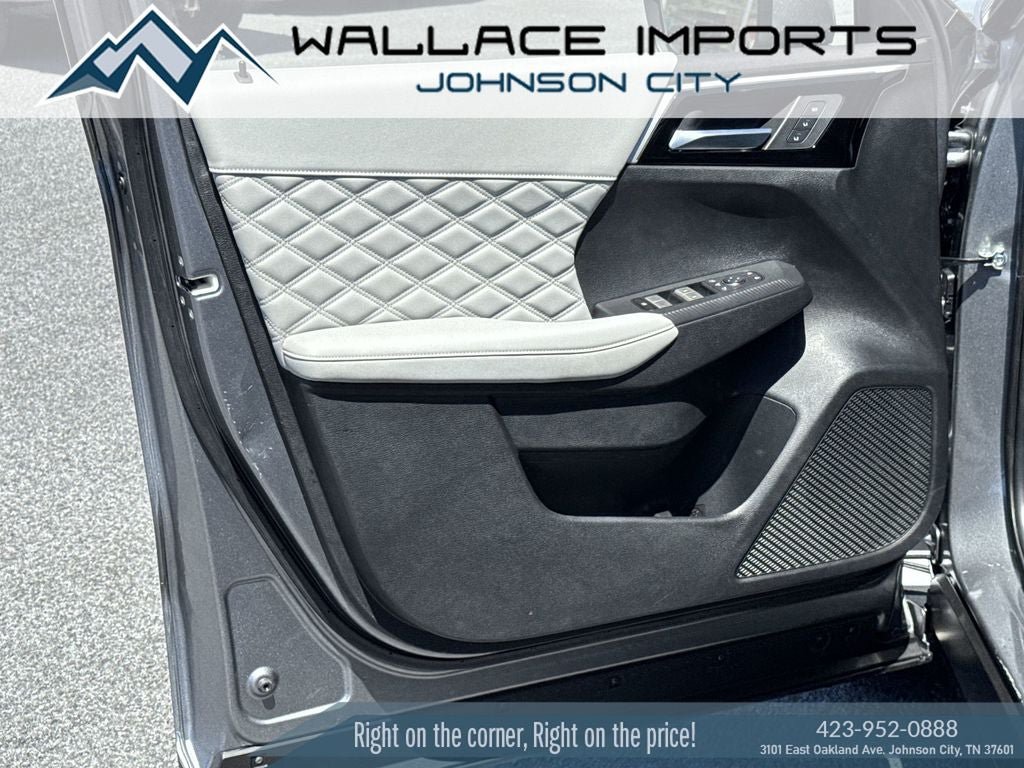 Used 2024 Mitsubishi Outlander SEL AWD/4WD image 13