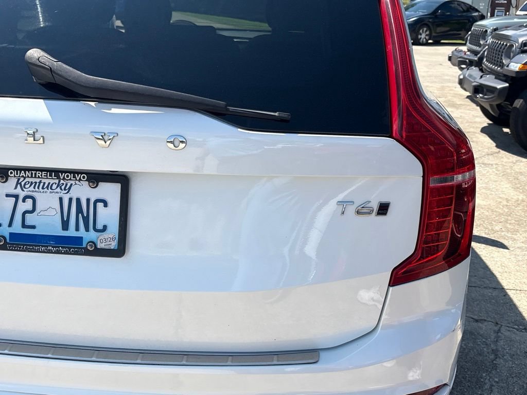 Used 2016 Volvo XC90 T6 Momentum w/ Momentum Plus Package AWD/4WD image 16