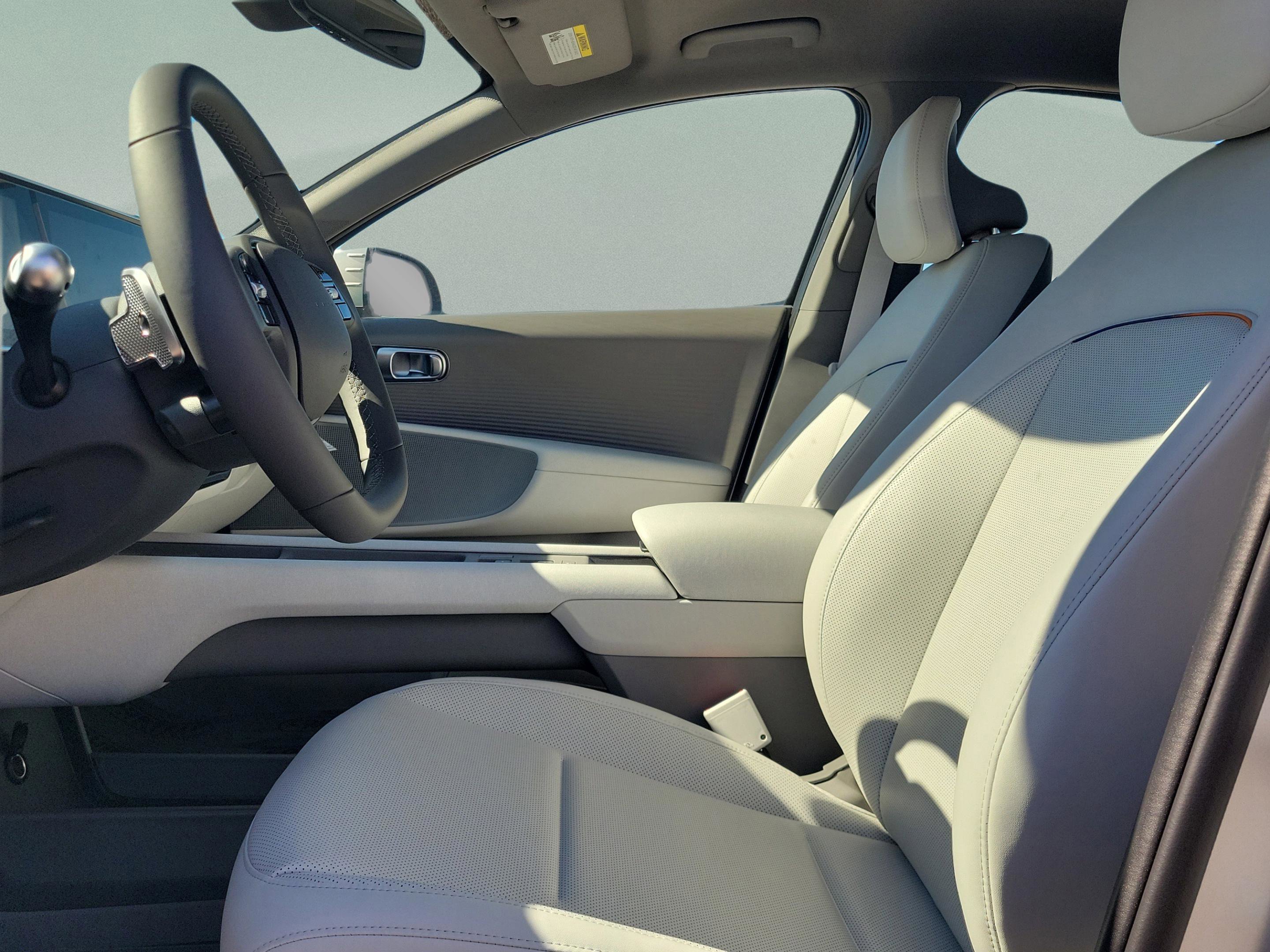 New 2025 Hyundai Ioniq 6 SEL image 14