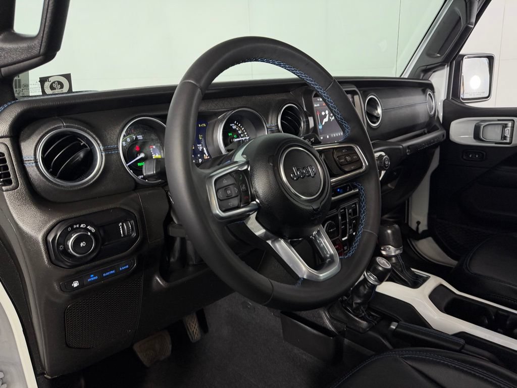 Used 2023 Jeep Wrangler Unlimited Rubicon 4xe AWD/4WD image 21