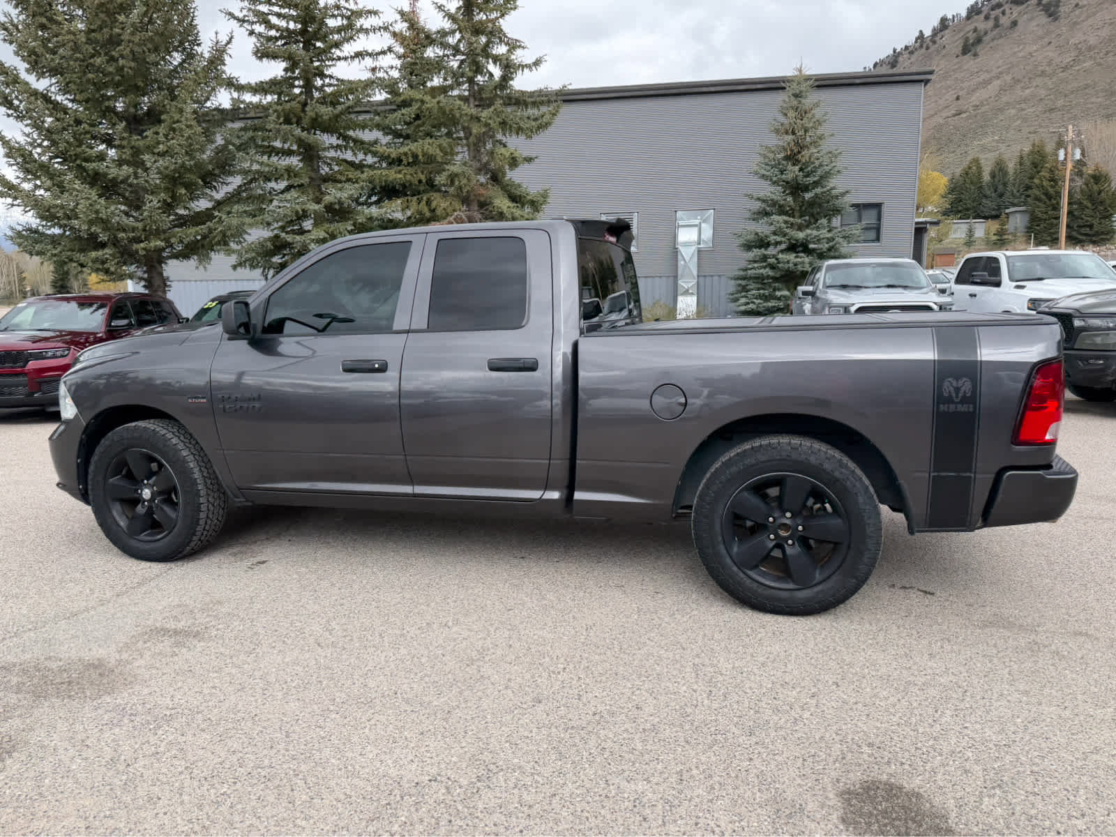 Used 2016 RAM 1500 Express w/ Popular Equipment Group image 14