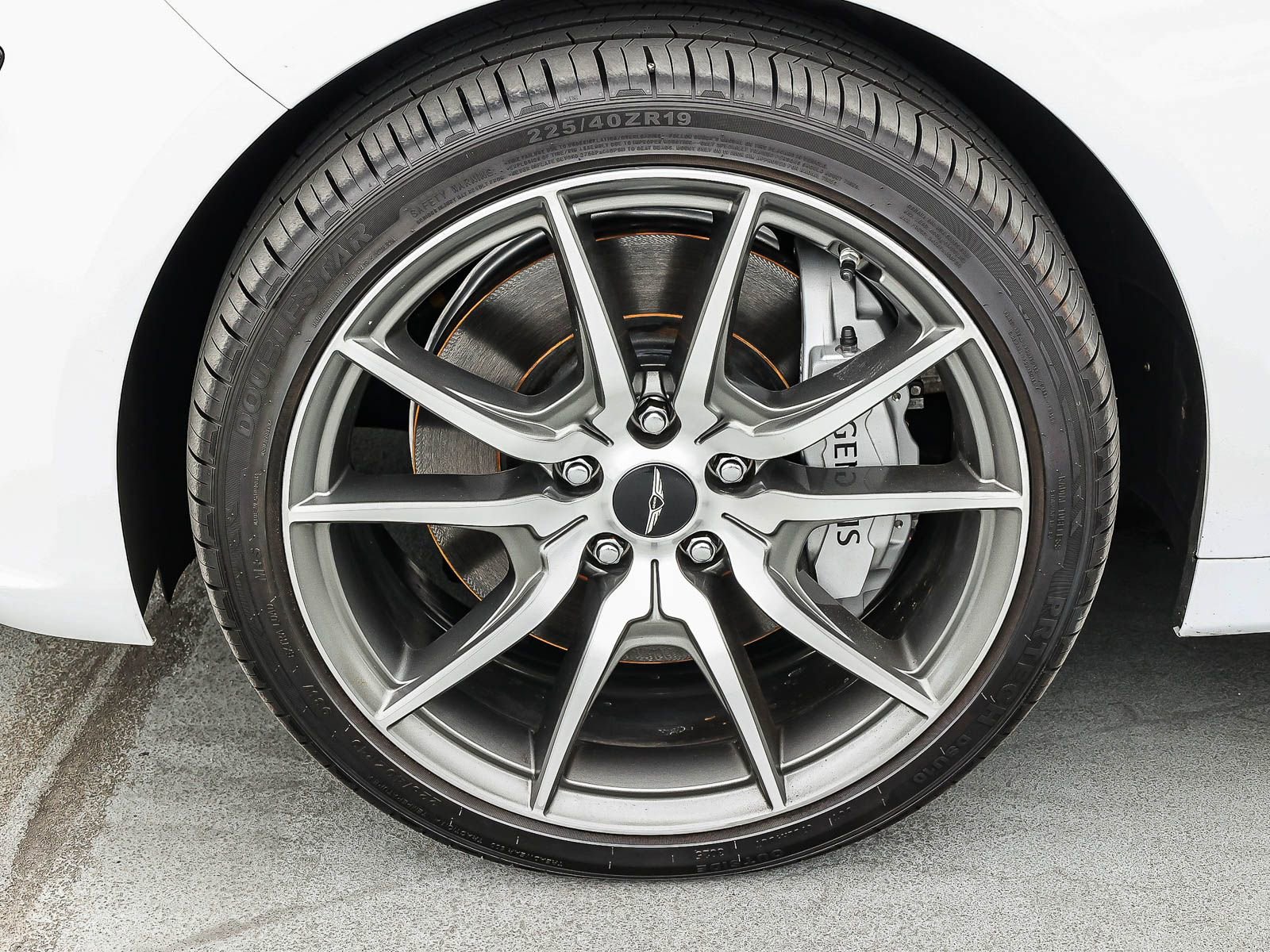 Used 2025 Genesis G70 2.5T AWD/4WD image 9
