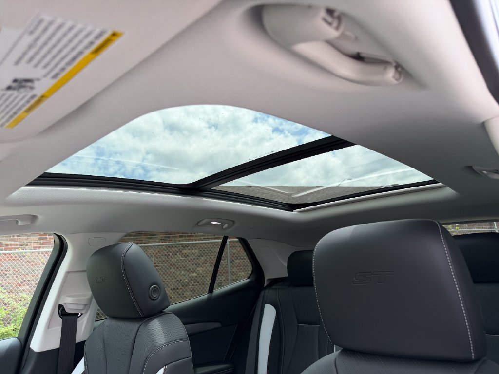 New 2026 Buick Envision Sport Touring AWD/4WD image 19