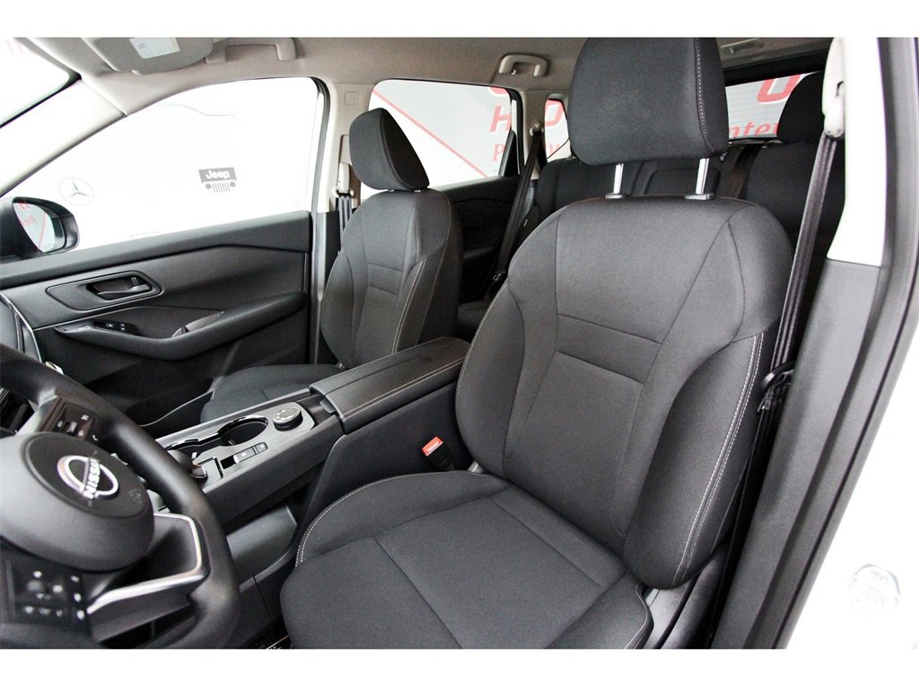 Certified 2024 Nissan Rogue S image 27