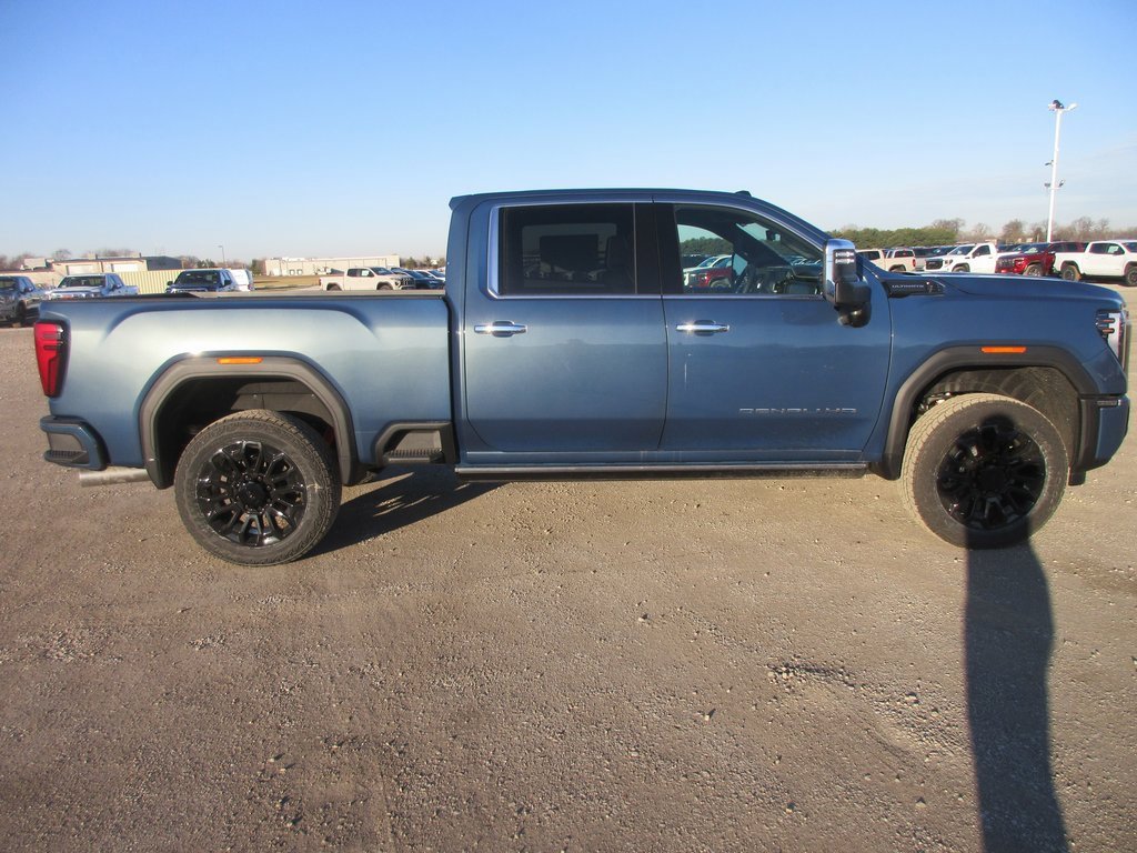 New 2026 GMC Sierra 2500 Denali Ultimate image 3