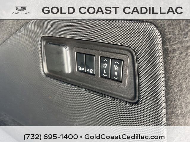Used 2023 Cadillac Escalade ESV Sport w/ Touring Package image 16