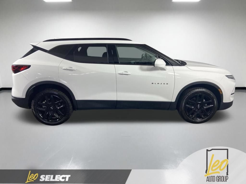 Used 2024 Chevrolet Blazer LT w/ Convenience Package AWD/4WD image 7