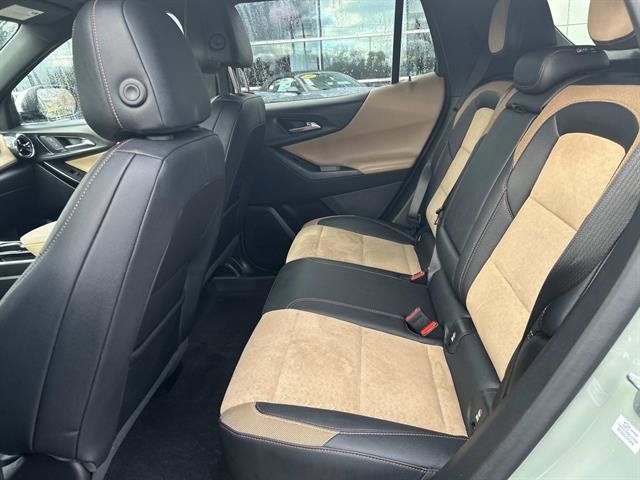 Used 2025 Chevrolet Equinox ACTIV w/ Safety and Technology Package image 13