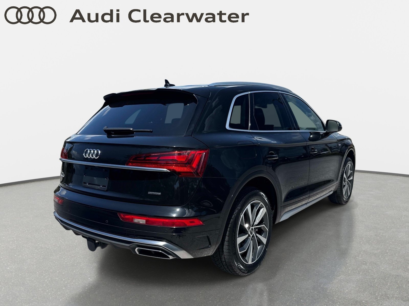 Certified 2023 Audi Q5 2.0T Premium Plus w/ Premium Plus Package AWD/4WD image 4