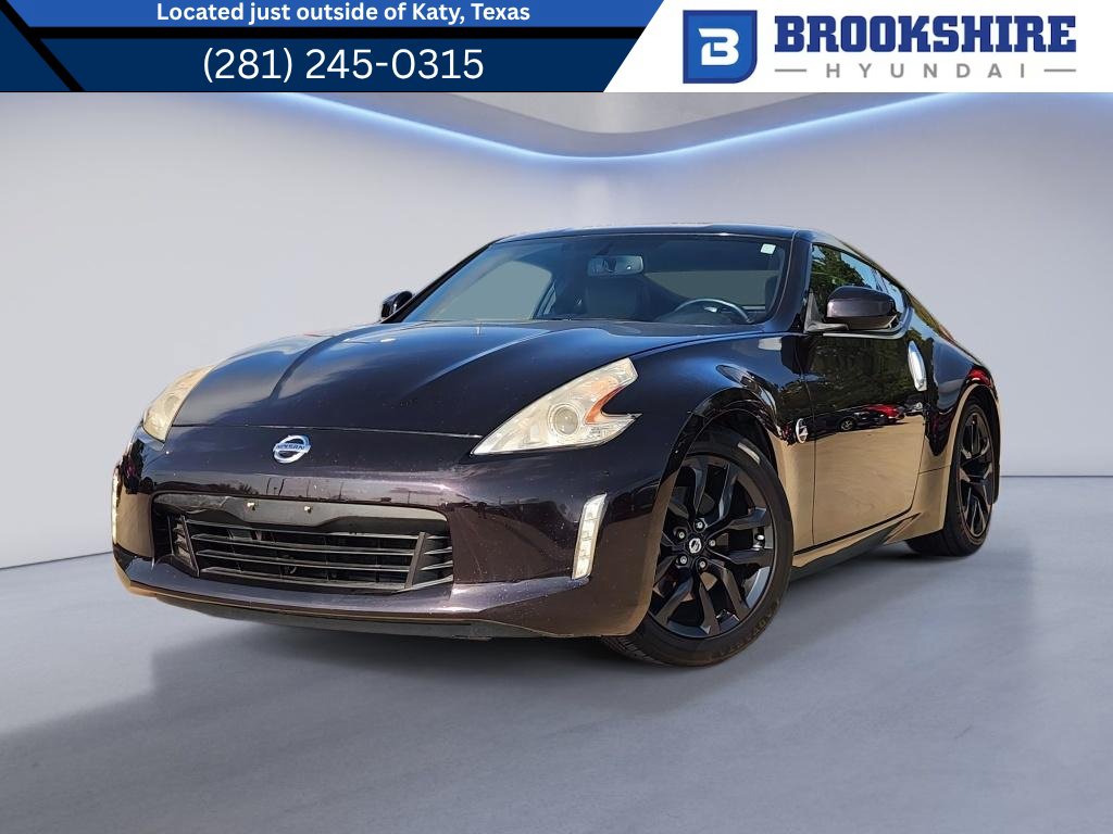 Used 2016 Nissan 370Z Touring RWD image 1